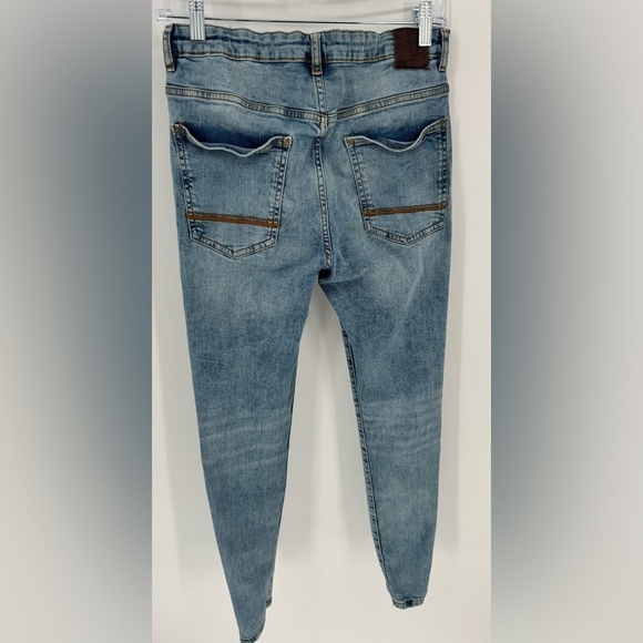 Zara Boys Skinny Light Washed Jeans - Picture 2 of 11